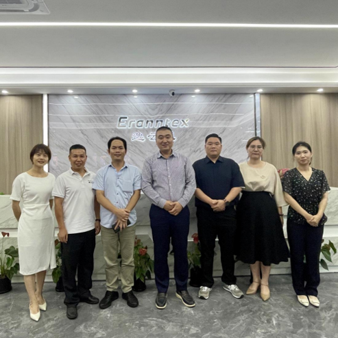 熱烈歡迎韓國客戶蒞臨逸云天實(shí)地考察，共商合作大計(jì)！